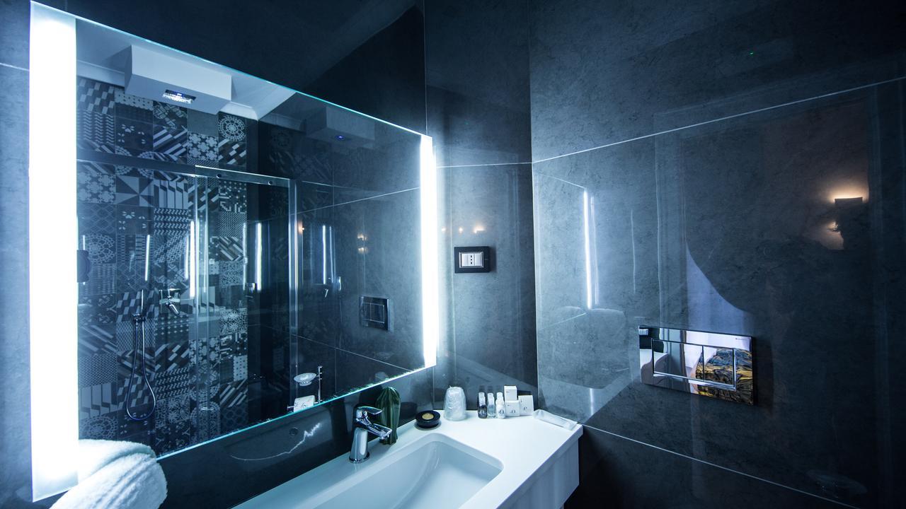 Relais Piazza Vittoria Bed & Breakfast Napoli Bagian luar foto